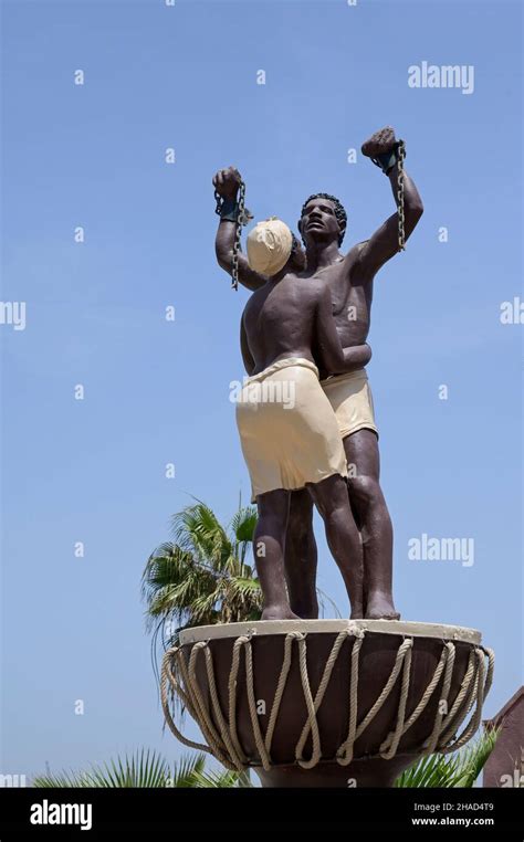 Senegal Dakar Île De Gorée Isola Di Goree Monumento Statua Della