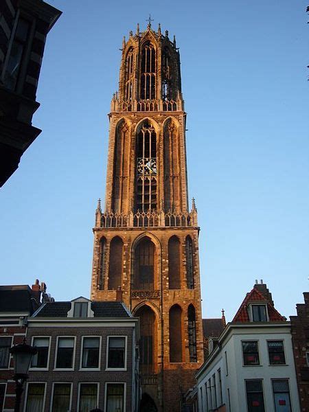 De Domtoren van Babel