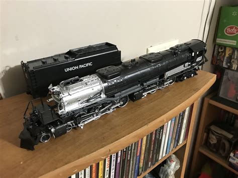 Big Boy Locomotive Plastic Model Locomotive Kit 187 Scale