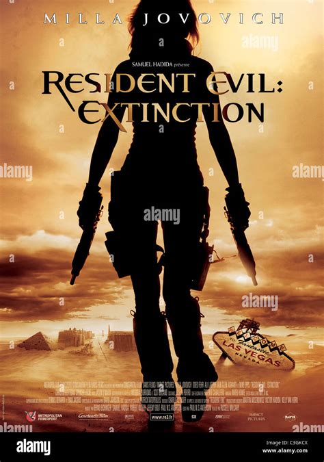Resident Evil Extinction Stock Photo Alamy