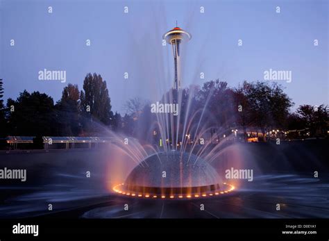 Seattle Center Fountain Hi Res Stock Photography And Images Alamy