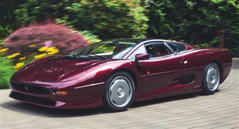 We did not find results for: Who'll Give This Splendid Jaguar XJ220 A New Home? | Carscoops