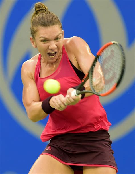 Like many tennis players, simona always keeps herself in good shape, you can see that by looking at our selection of the best photos of halep: Simona Halep - WTA Wuhan Open in Wuhan 09/26/2017 • CelebMafia