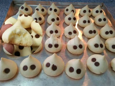 Resepi biskut cornflakes rangup cornflakes cookies biskut raya. Biskut Susu 'Alien' Viral 4 Bahan Comel & Gebu, Memang ...