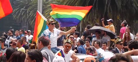 lgbt gay lesbiana homosexual marcha cdmx méxico 15 datos que tienes que saber sobre la marcha