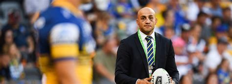 Entdecke rezepte, einrichtungsideen, stilinterpretationen und andere ideen zum ausprobieren. Blake Ferguson using Trent Robinson's Sydney Roosters ...