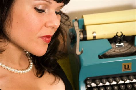 How A Sexy Typewriter Makes Dating In Toronto Easier