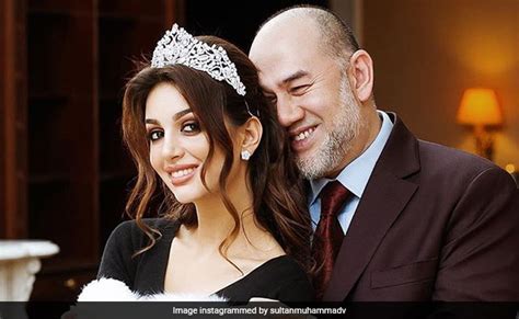 Malaysia S Ex King Sultan Muhammad V Divorces Russian Ex Beauty Queen