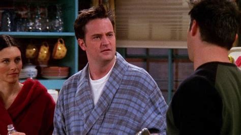 Full Tv Friends Season 6 Episode 14 The One Where Chandler Cant Cry