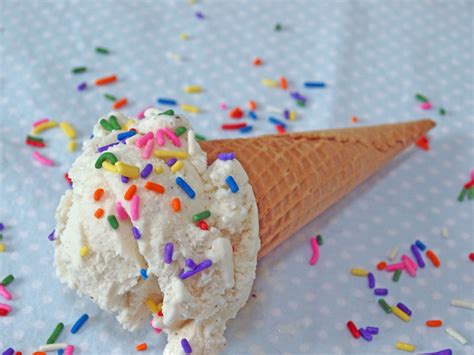 It will be everybody's first impression of your business. 50 Cute Ice Cream Shop Names | ToughNickel