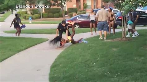 texas cop put on leave after video of arrest surfaces abc news