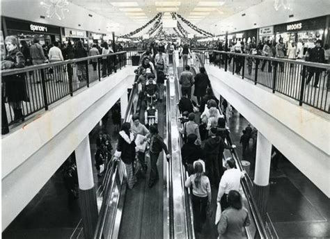 The Midland Mall Ri Mall 1974 Warwick Warwick Rhode Island Rhode