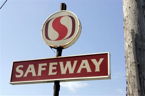 Safeways 1q Profits Jump Amid Cost Controls