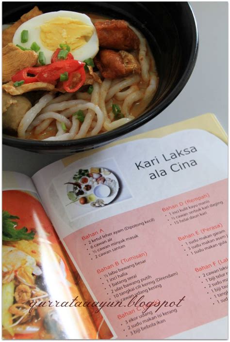 Ya, pedagang cina yang ingin bereksperimentasi dengan rempah ratus yang dibawa oleh pedagang india. Life is a Constant Battle: Kari Laksa ala Cina