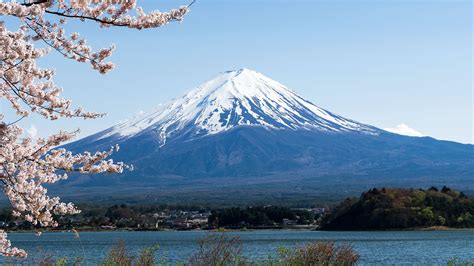 Гора фудзи в японии фото