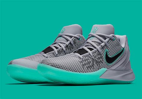 Seeinglooking Green Mint Green Green Kyrie Irving Shoes