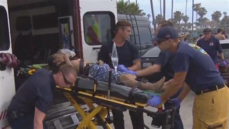 2 Teenagers Rescue Near Drowning Victim In Ocean Beach