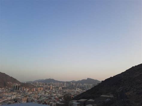 Gua Hira Foto Stok Potret And Gambar Bebas Royalti Istock