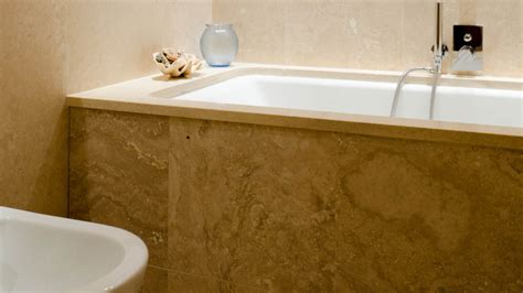 Classiche, romantiche, minimal e contemporanee: Vasche da bagno in pietra - Pietre di Rapolano