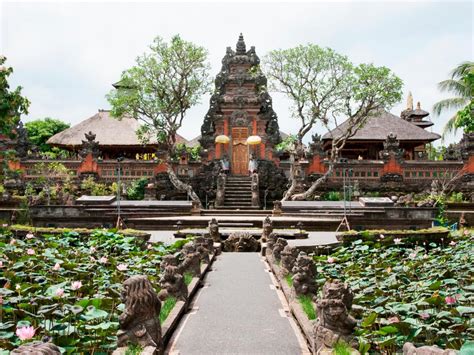 Pura Taman Saraswati Temple Experience Bali The Island Of The Gods