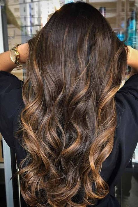 When you have dark hair, blonde highlights are ideal for men who want a subtle color change in the. 55 Highlighted Hair for Brunettes | Brunette hair with ...