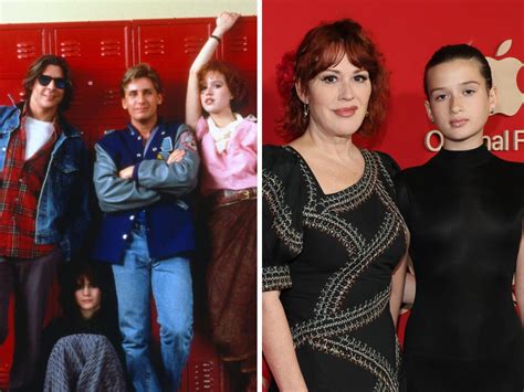 Molly Ringwald Says She Can T Watch The Breakfast Club With Her
