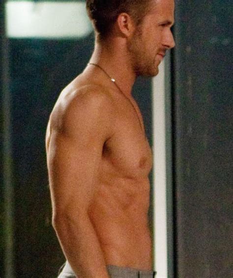 Ryan Gosling S Height Weight And Body Measurements Ne