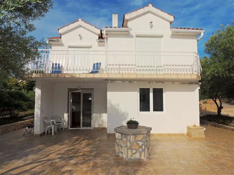Steinhaus mit pool, insel krk, stadt krk, weiteren umgebung, luxuriös authentische steinhaus. Insel Krk: Haus mit Meerblick und kleinem Swimmingpool