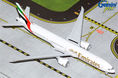 Emirates Airline B777 300er Gjuae2068 Geminijets 1400 Aviamini México