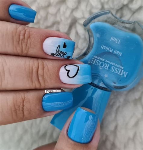 15 Unhas Esmaltadas e Decoração em vários Tons de Azul Faby Cardoso