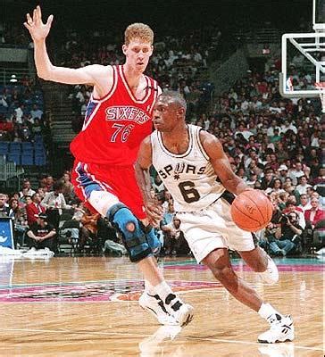 Shawn bradley profile as nba player, height, weight and age, birthplace, seasons played, career per game averages and awards received. Shawn Bradley | Derrick Rose Wallpaper