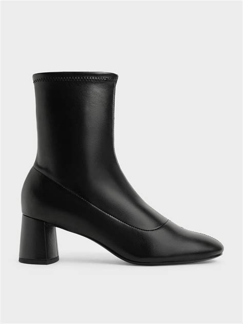 Black Stitch Trim Ankle Boots Charles And Keith Nl