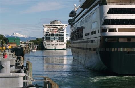 The First Timers Guide To Cruising In Alaska Huffpost