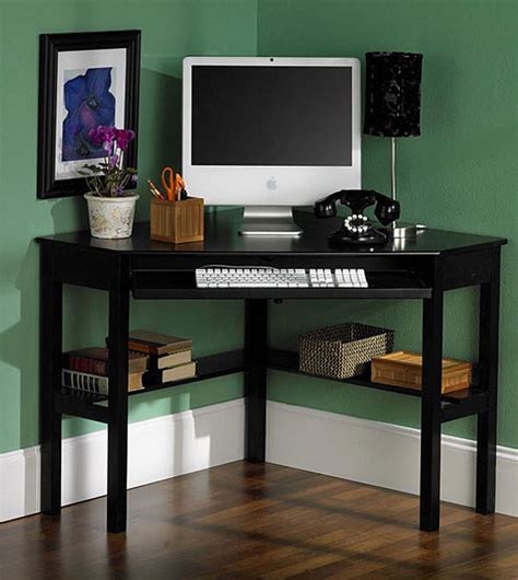 Corner desks can be really gorgeous. 5 Corner Desks for the Office