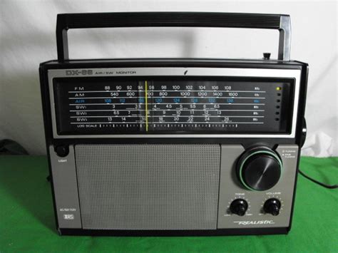 Realistic Dx 66 Am Fm Air Sw Shortwave Radio Vintage 1980s Radio Shack