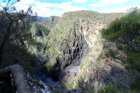 Armidale had a population of 24,504 as at june 2018. 2 Days in Armidale - Things to See & Do in Armidale NSW