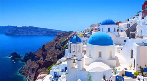 Santorini Travel Costs & Prices - Fira, Oia & Karterados | BudgetYourTrip.com