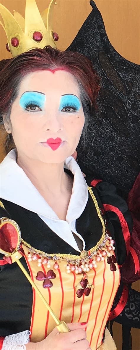 homemade queen of hearts tim burton alice in wonderland costume costume yeti