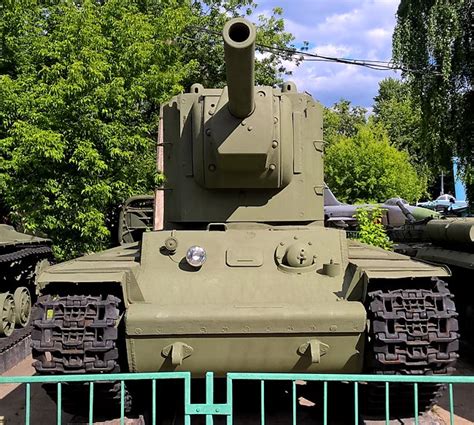 Preserved Soviet Kv 2 152mm Heavy Tank In Moscow Central