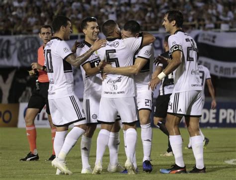 Compare boca juniors and libertad. Libertad 2 vs 0 Olimpia - Primera División de Paraguay ...