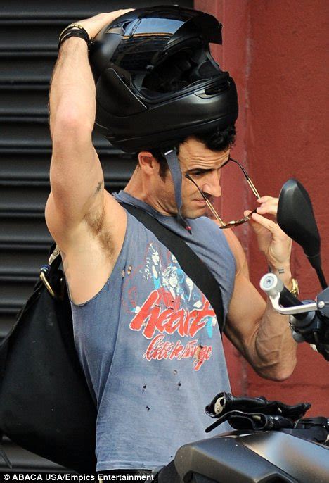 Justin Theroux Shows Off His Bulging Biceps In Sleeveless Vest Daily