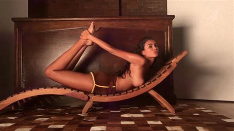 Kelly Gale Topless Photos Thefappening