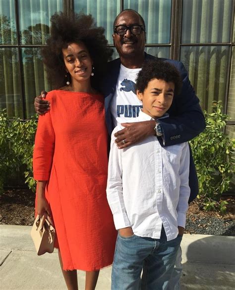 Mathew Knowles With Solange And Her Son Slaylebrity