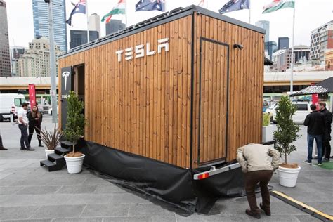 Teslas Futuristic Tiny House Shows Off Its Energy Products In Australia