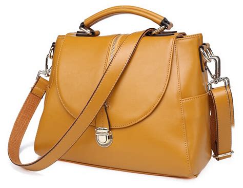 Wholesale handbags in canada. Handbags and Purses on Bags-Purses.com
