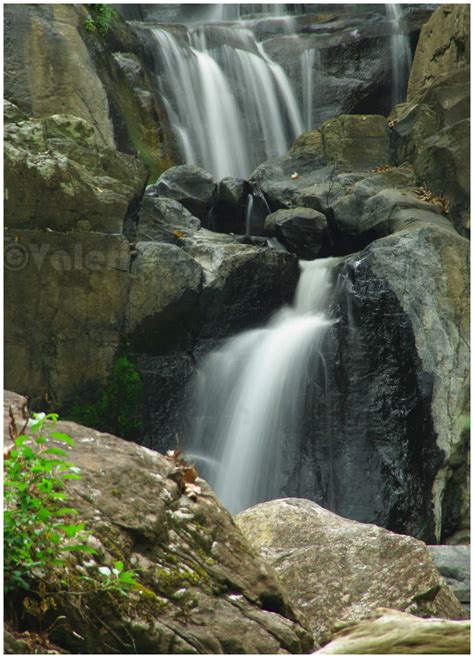 Digital Photography Vazhvanthol Waterfall