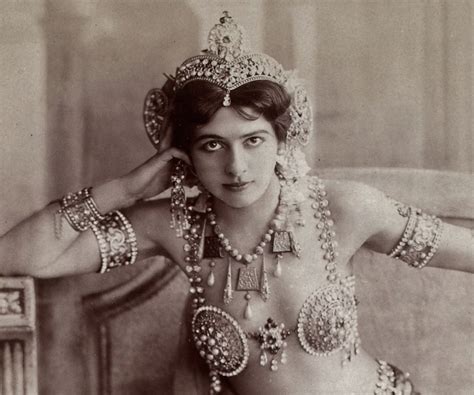 Mata Hari The Notorious Executed Spy Hubpages