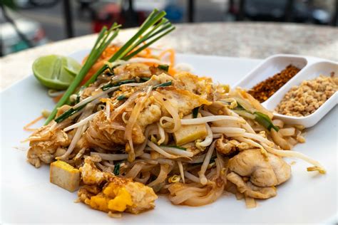 Chicken Pad Thai Recipe Pad Thai Recipes Restaurant Meals