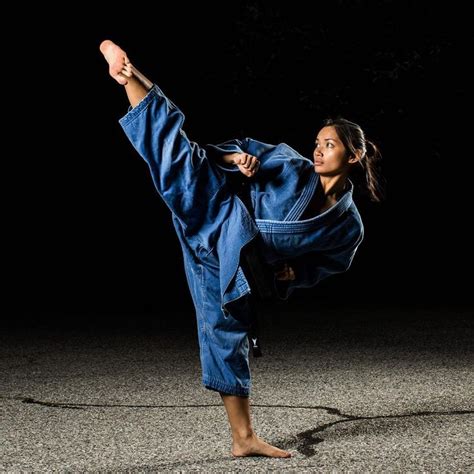 Angela Jordan空手道有段者 Aikido Martial Arts Martial Arts Sparring