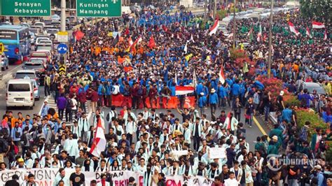 Hari Ini Mahasiswa Demo Istana Dan Dpr Berikut Pengalihan Arus Lalu